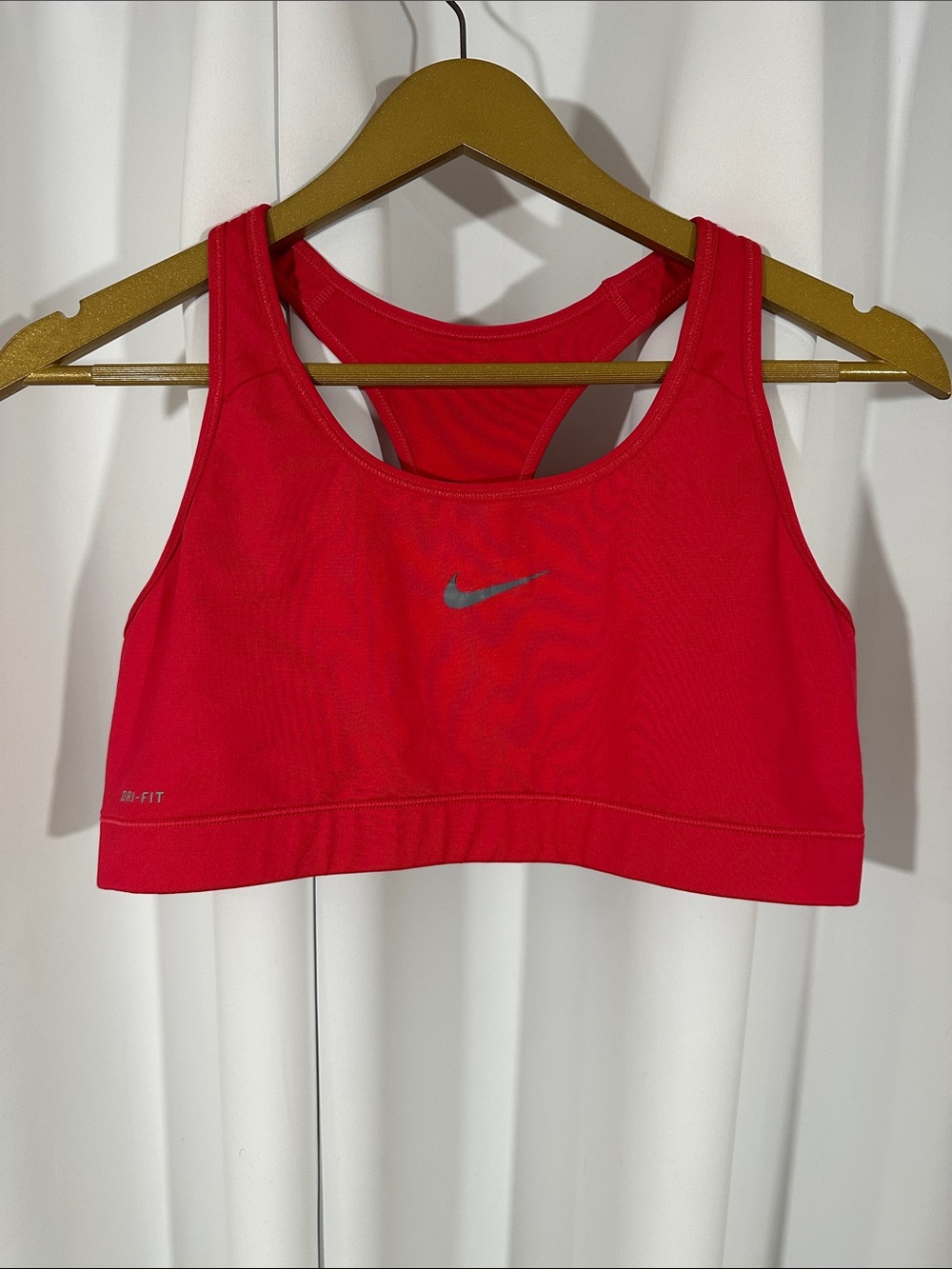 Nike Dri-FIT Sports Bra Size M Racerback Medium Support